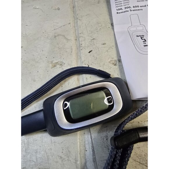 Petsafe RFA-571 Trainer Remote Control RFA-572 Controller Collar No Charger - Picture 2 of 10